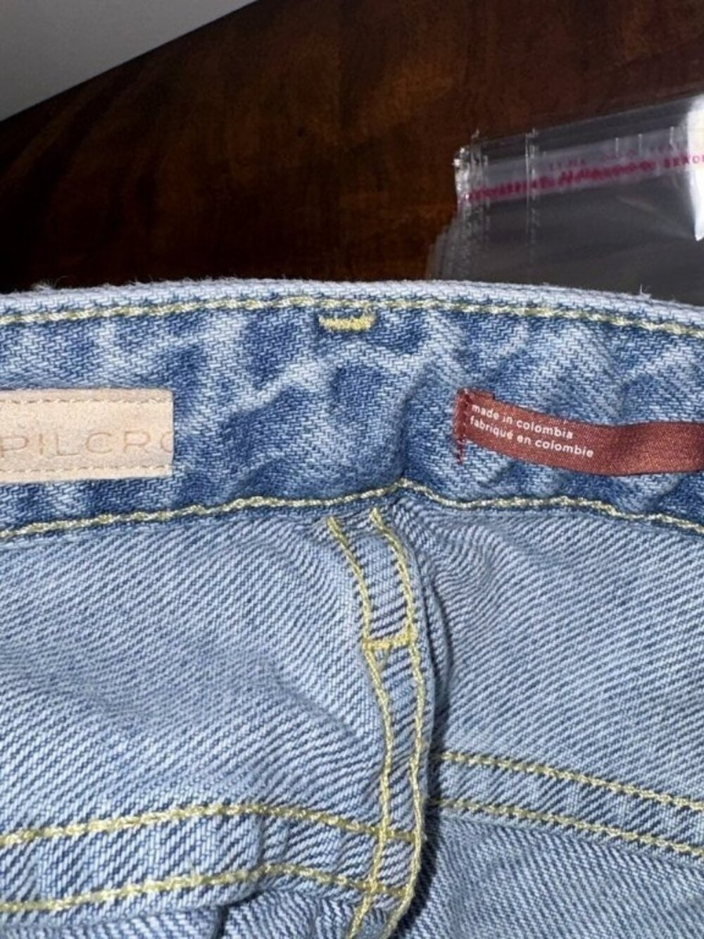 Pilcro Light Wash Ripped High Rise Wide Leg Jeans Size 30 - Picture 3 of 4